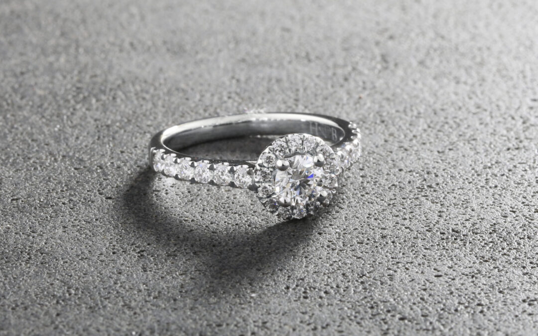Engagement Ring Financing Options: Understand Financing Options for Your Dream Engagement Ring!