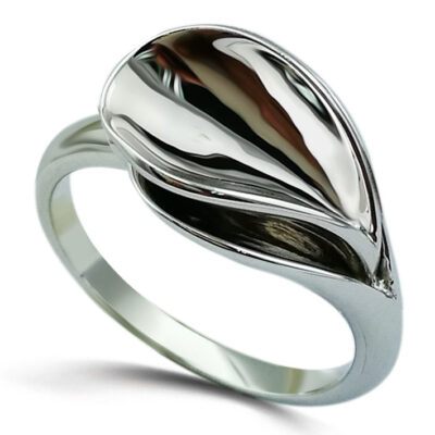 Curved Leaf Dress Ring